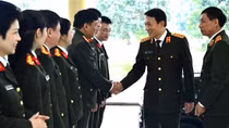 Minister Luong Tam Quang visits Department of Technical Services