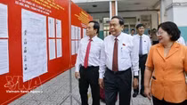 National Assembly Chairman inspects election preparations, casts ballots in Ho Chi Minh City