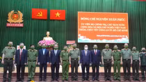 State President Nguyen Xuan Phuc pays Tet visit to HCMC police