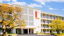 Seven Vietnamese universities meet international accreditation standards