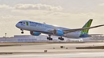 Bamboo Airways ready to repatriate Vietnamese people from Ukraine
