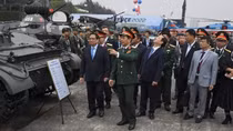 PM attends inauguration of Vietnam International Defence Expo 2022