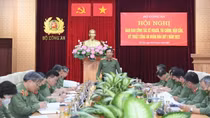 Deputy Minister Le Van Tuyen works with public security finance and logistics sectors