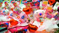 Gift market does brisk trade on Valentine’s Day