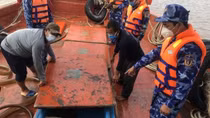 Vietnam Coast Guard investigates 220 smuggling cases at sea