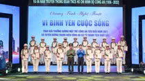 MPS honors outstanding youths and communal police officers