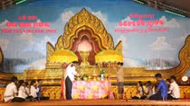 Ok Om Bok festival of Khmer ethnic group attracts thousands of people