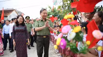 Minister To Lam attends the Great National Unity Festival in Nghe An province