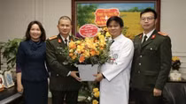 CAND Newspaper congratulates medical workers on Vietnamese Doctors’ Day