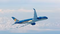 Vietnam Airlines flight returns to save 10-year-old Japanese boy