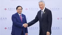 Vietnamese, Singaporean Government leaders meet in Cambodia