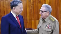 Public Security Minister visits Cuba