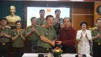 DIC signs new MoU with Vietnam Writers Association and Youth Theater