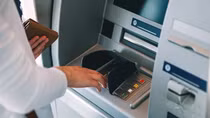 MPS pilots a plan to replace ATM cards by e-ID cards
