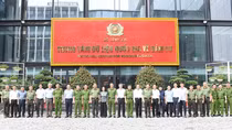 Politburo member Truong Thi Mai visits National Population Data Center