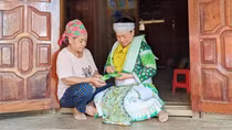 Hmong people living in Central Highlands preserve traditional identity