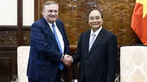Vietnam values multifaceted cooperation with Hungary: President