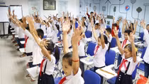 Hanoi's 1-6 grade students in 12 inner-city districts to return to school