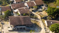 Discover unique Khuoi Ky stone village in Cao Bang