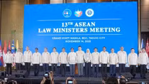 Vietnam signs ASEAN Extradition Treaty
