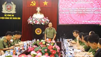 Deputy Minister Dang Hong Duc works with People’s Police Academy