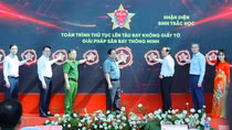Prime Minister calls for expansion of paperless boarding solution