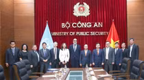 Deputy Minister Dang Hong Duc hosts UN Under-Secretary-General