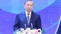 Party General Secretary lauds finance sector’s contributions to national economy