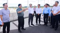 PM inspects key infrastructure projects in Hue