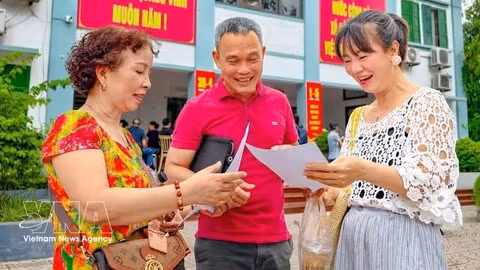 Hanoi to pilot new grassroots governance model in two communes