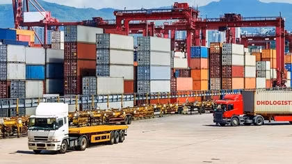 Vietnam racks up trade surplus of US$1.7 billion