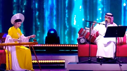 Vietnamese monochord performance shined at Jalsat Night