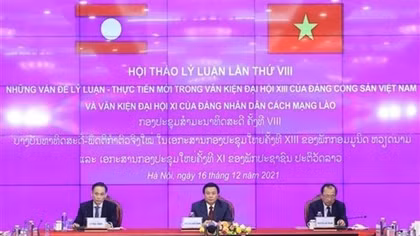 Vietnamese, Lao Parties hold eighth theoretical workshop via videoconference