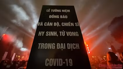 Memorial ceremony held for COVID-19 victims