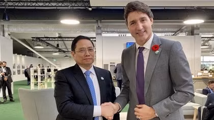 PM meets Canadian, Zambian leaders in Scotland
