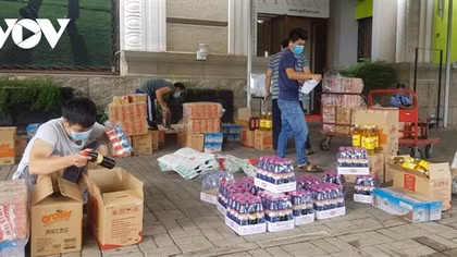 Provinces and cities nationwide gradually returning to new normal