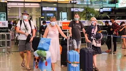 Certain conditions outlined for foreign visitors to Vietnam
