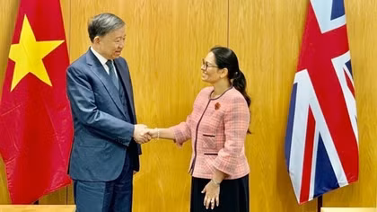 Vietnam always regards the UK as priority partner