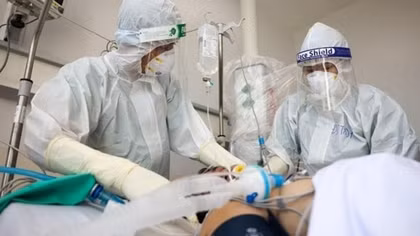Many severely ill COVID-19 patients recovering in HCM City