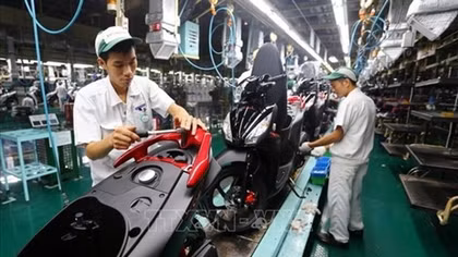 Motorbike sales slash nearly 46% in Q3