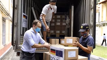 Germany provides Vietnam with over 800,000 doses of COVID-19 vaccine