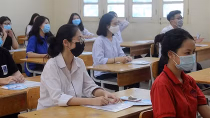 Hanoi changes face-to-face learning plan at last minute