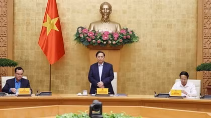 PM presides meeting on government - trade union working relations