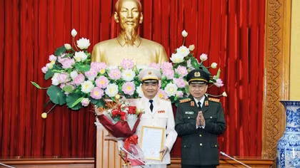 Vice Chairman of NA National Security and Defense Nguyen Minh Duc gets rank promotion