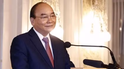 President Phuc meets overseas Vietnamese community representatives