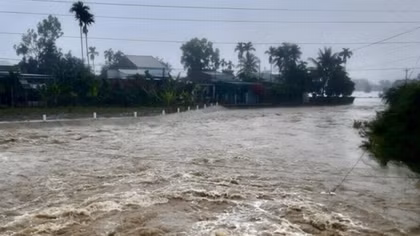 Floodwater inundates hundreds of hectares of crops in Central Highlands