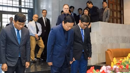 Deputy Prime Minister pays tribute to victims after Moscow terrorist attack