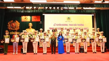 MPS honors outstanding policewomen