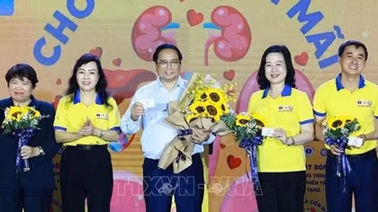 PM calls on every Vietnamese adult to register as organ donor