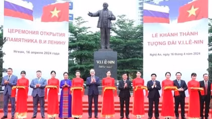 Lenin statue inaugurated in central Vietnam